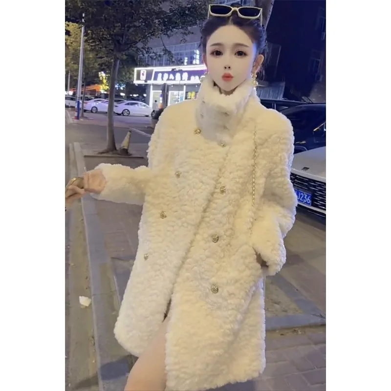 New Women's Clothing White Lamb Fur Fur Integrated Coat Winter Warm Woolen Coat Fashion Female Loose Long Cold Parker Outerwear