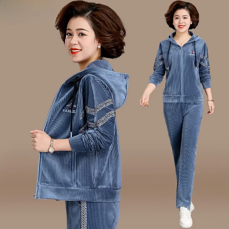 

Модный велюровый спортивный костюм для женщин среднего возраста: толстовка и длинные брюки, удобный свободный крой, весна-осень