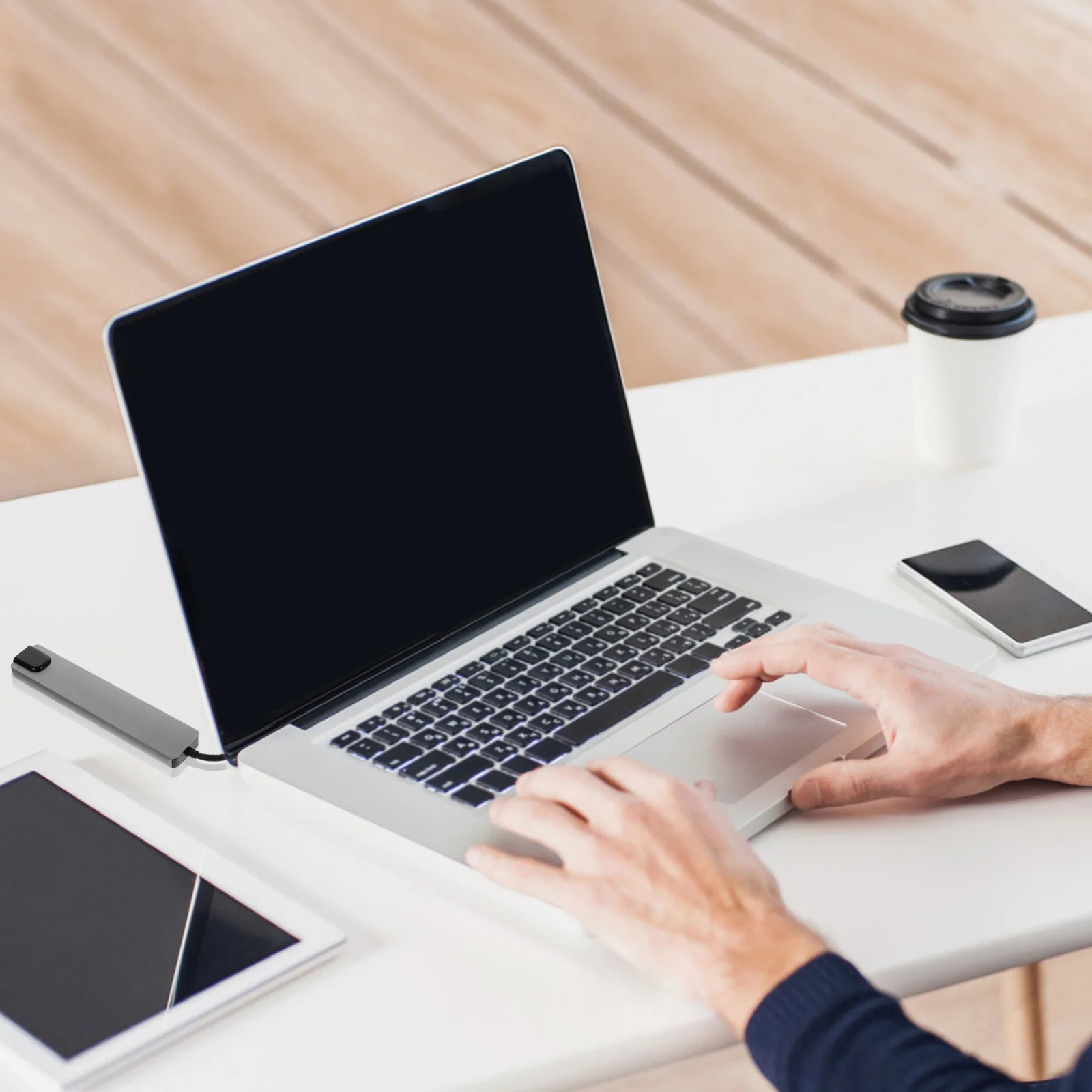 

8-in-1 USB Hub Multi Port Type-C Adapter High Speed Data Docking Station Portable USB 3.0 Expansion Transfer Adapter for Laptop