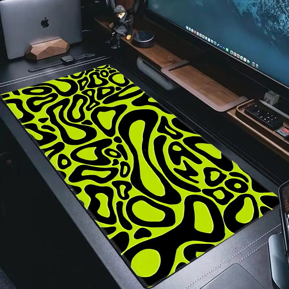 L-Landos Helmet Pattern Norris Mouse Pad Desk Mat Large XXL Non-Slip Anti-Fray Keyboard Office Rubber PC Home Custom HYBXAXC