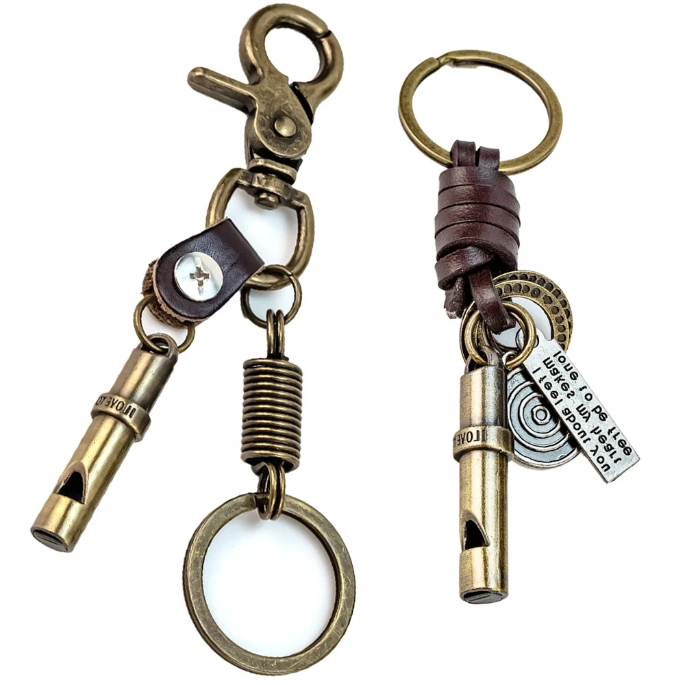 New trendy new hip-hop style creative whistle keychain, retro and unique alloy whistle pendant, cultural and creative craftsmans