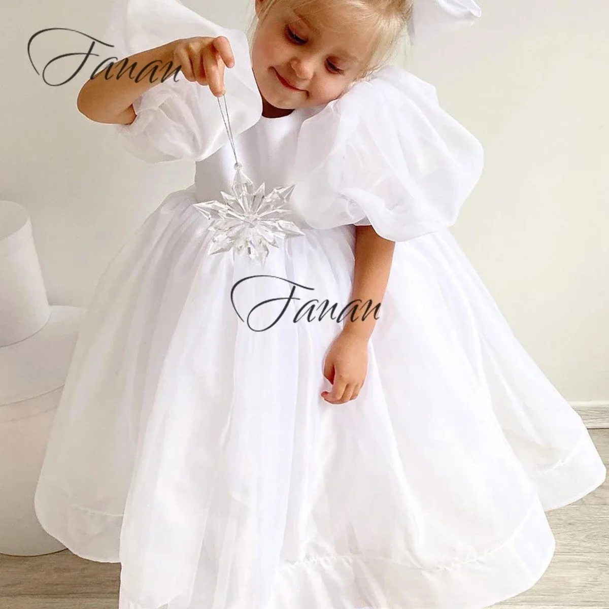 Vestido de manga acampanada Simple para niña y niña, vestido de primera comunión plisado de Organza, largo hasta el té, bonito vestido de cumpleaños para niño