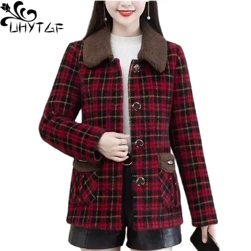 

UHYTGF 2022 Coat Women Quality Imitation Lambswool Plaid Autumn Winter Wool Jacket Female Casual Warm Short Outewear Ladies 2260