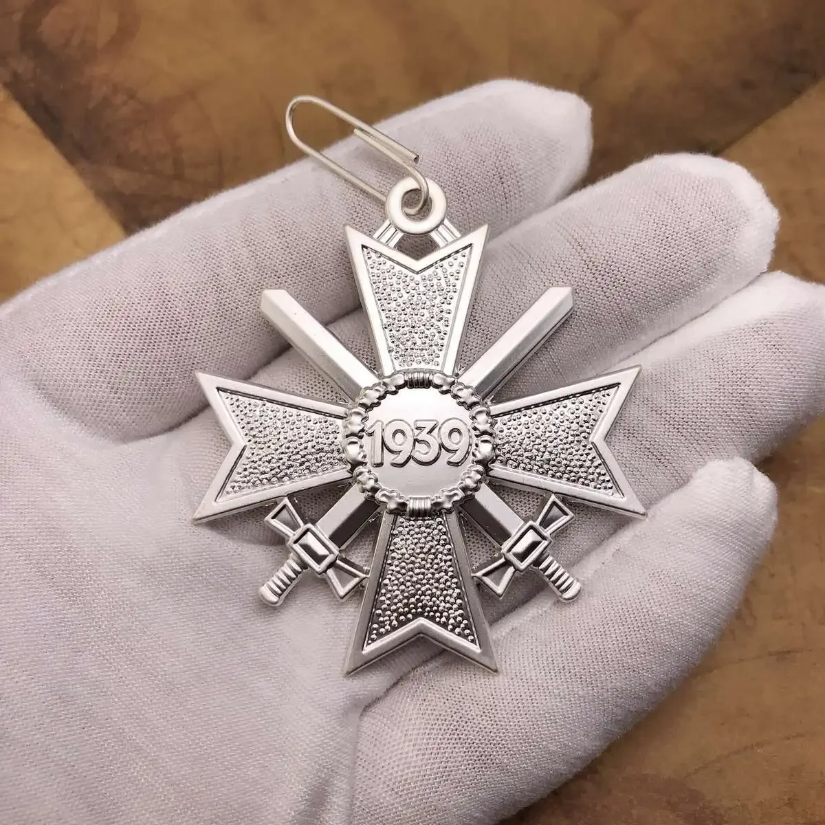 German Cross War Medal Cross 1st Class Badge Ribbon Accessories Brooch Pendant Decoration Crafts