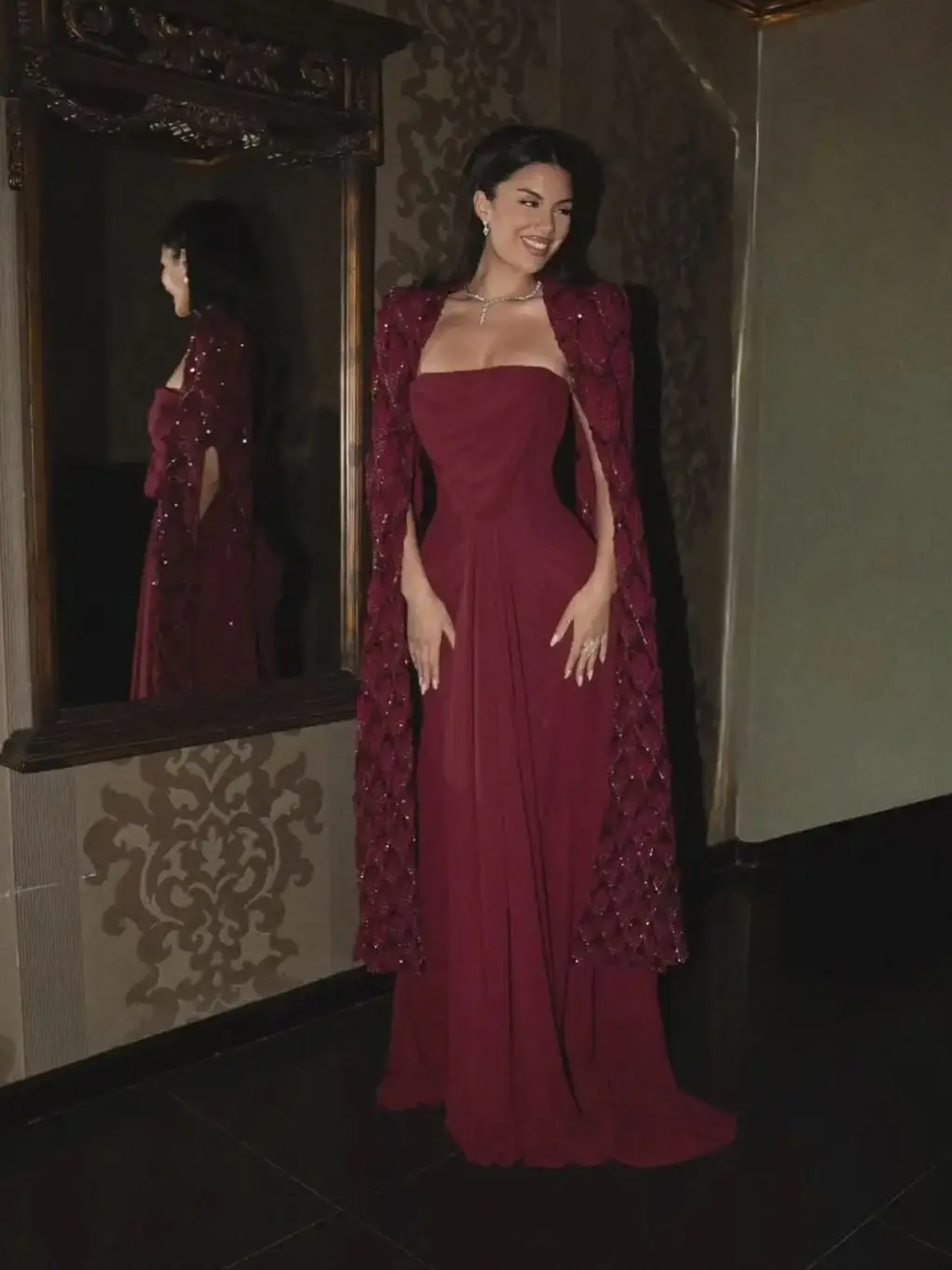 Ofherown Luxury Beaded Sequins Cape Sleeve Evening Dresses Burgndy Strapless Pleat Chiffon Prom Gowns Party Dress Customized