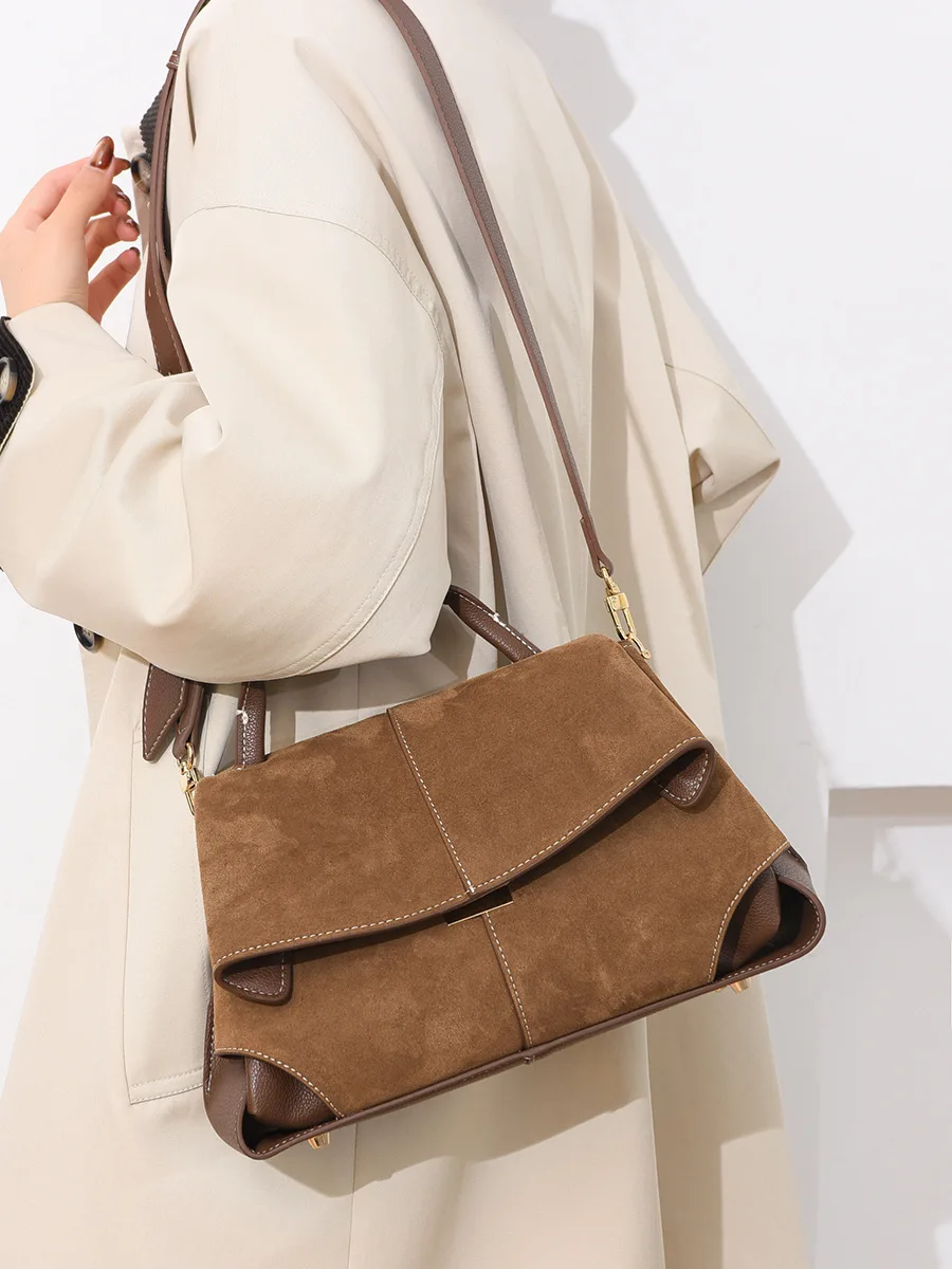 

Women's Handbag Autumn and Winter New Matte Bag Women's Niche Design Shoulder Bag Large-capacity Commuter Bag