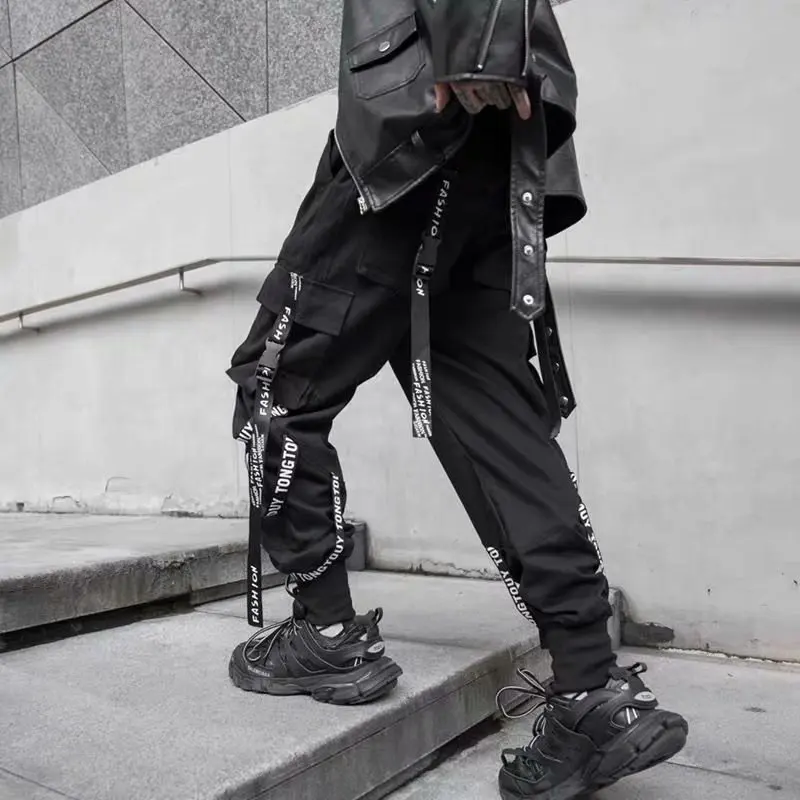 

Black Cargo Pants Men Joggers Cargo Trousers for Men Jogging Japanese Streetwear Hip Hop Hippie Techwear Gothic Ribbon