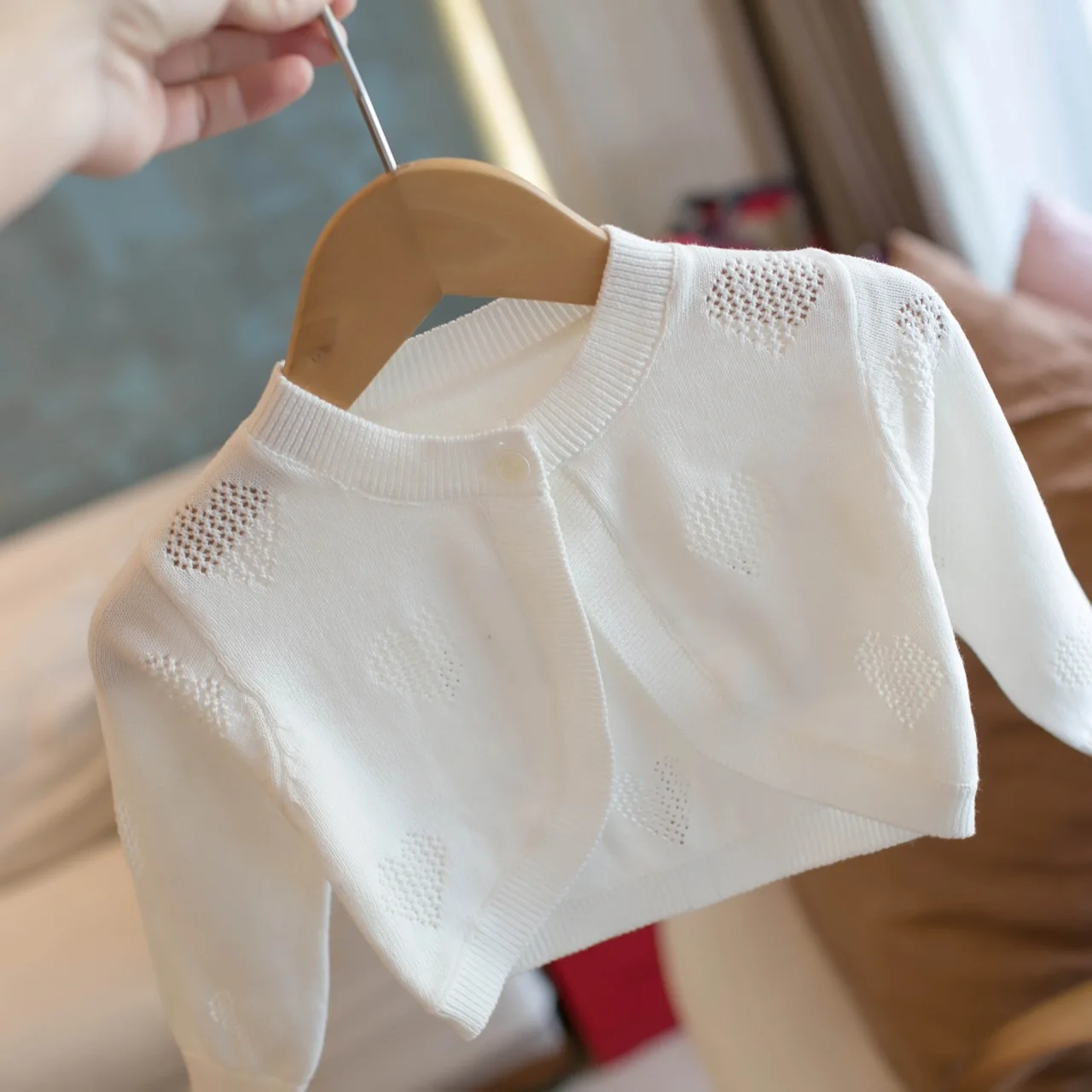 Spring Summer Kids Air‑Condition Sweater Outer TopGirls Heart Pattern One‑Button Knit Cardigan