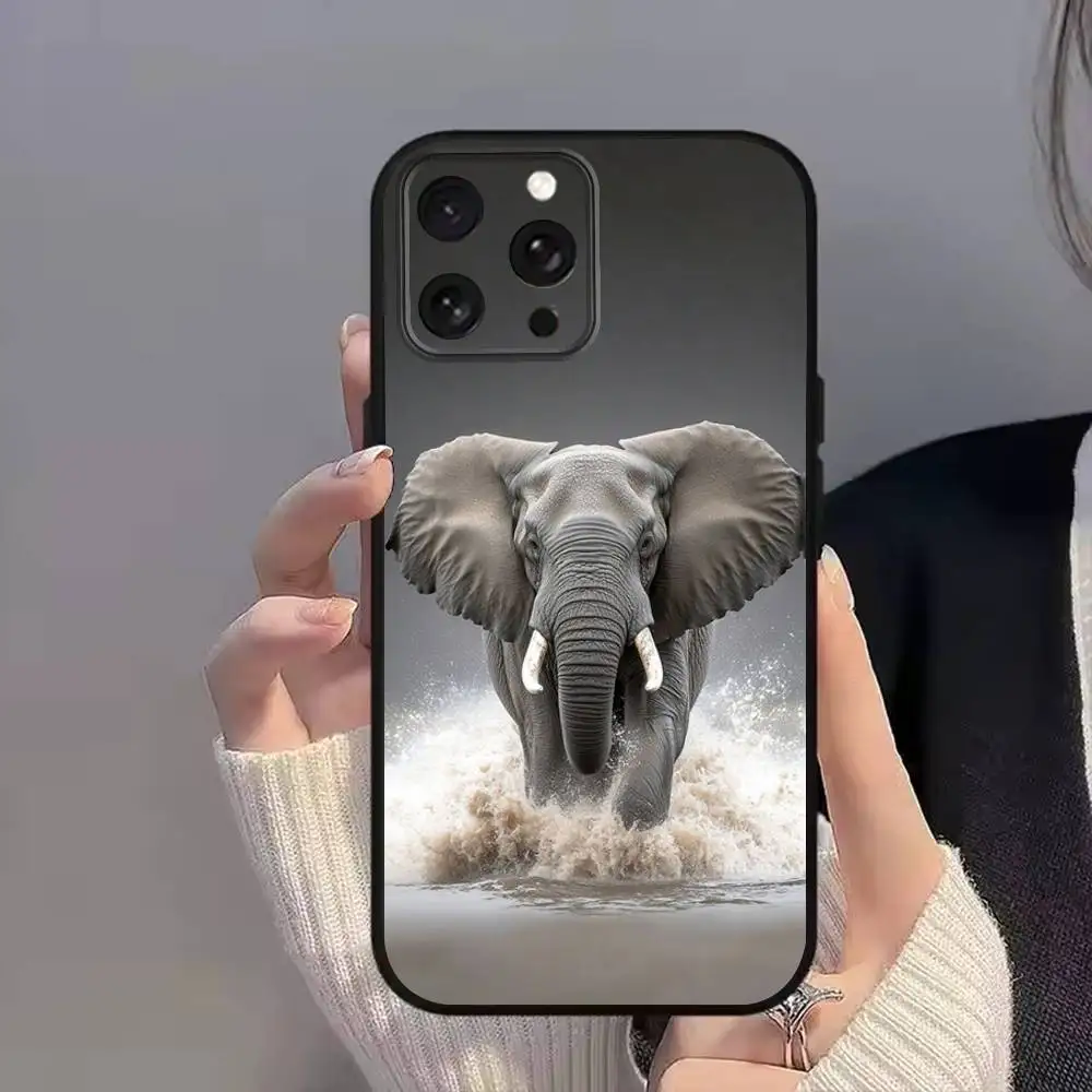 Enorme funda de teléfono con estampado completo de elefantes A-Animal para iPhone 11,12,15,16,17,13,14,Pro,Max,Plus,E,Mini,Air,SE4, funda suave negra