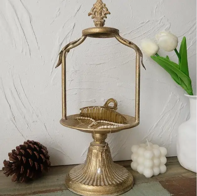 

Vintage Distressed Craftsmanship Decorative Nordic Modern Jewelry Cosmetic Display Tray Fruit Bowl Wedding Decoration