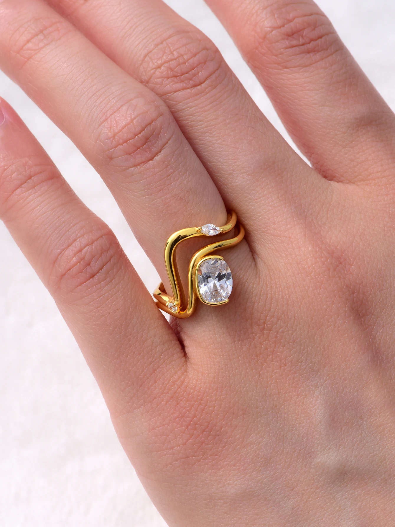 

Набор колец из стерлингового серебра 925 пробы, прямоугольный 3CT с муассанитом, ювелирные изделия, позолоченные 18 К, подходят для подарков, подарков на день рождения