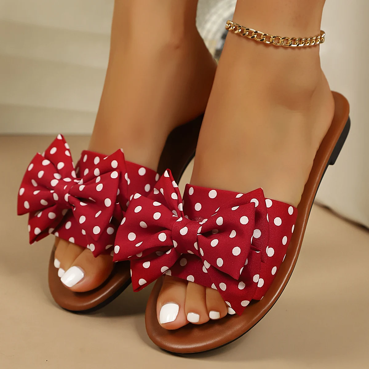 Damen-Slip-On-Sandalen mit gepunktetem Schleifendesign, weichen Sohlen und weichen Oberflächen, bequem und ermüdungsfrei für Zuhause, Reisen. – Detail 18