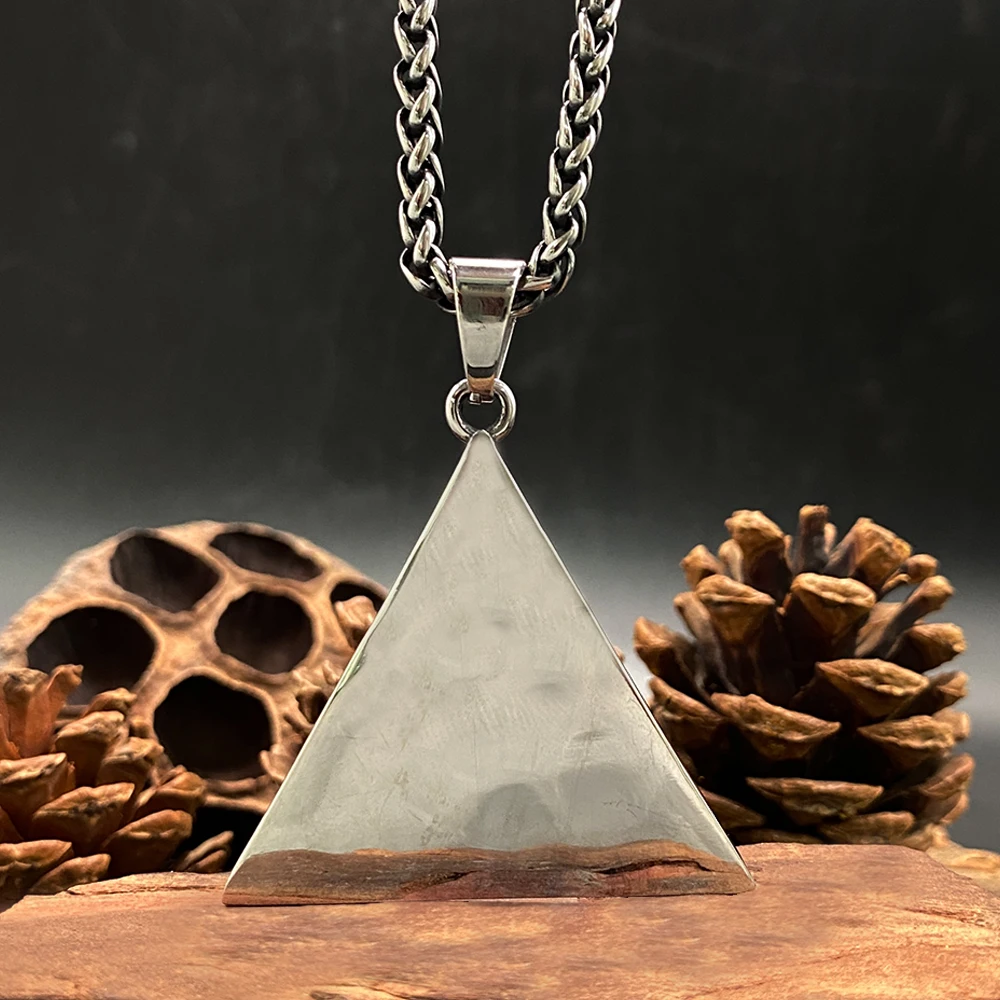 Vintage Stainless Steel Pyramid Eye of Providence Pendant Necklace for Men, All Seeing Eye Triangle Amulet Punk Biker Jewelry Gi