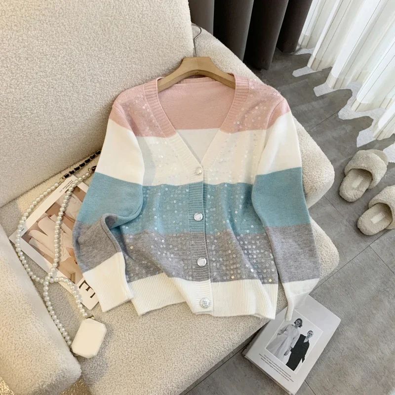 

Women‘s Matching Color Sequin Knit Cardigan V-Neck Top 2000s Spring And Autumn Y2k New Loose Long-Sleeved Casual Sweater Outside