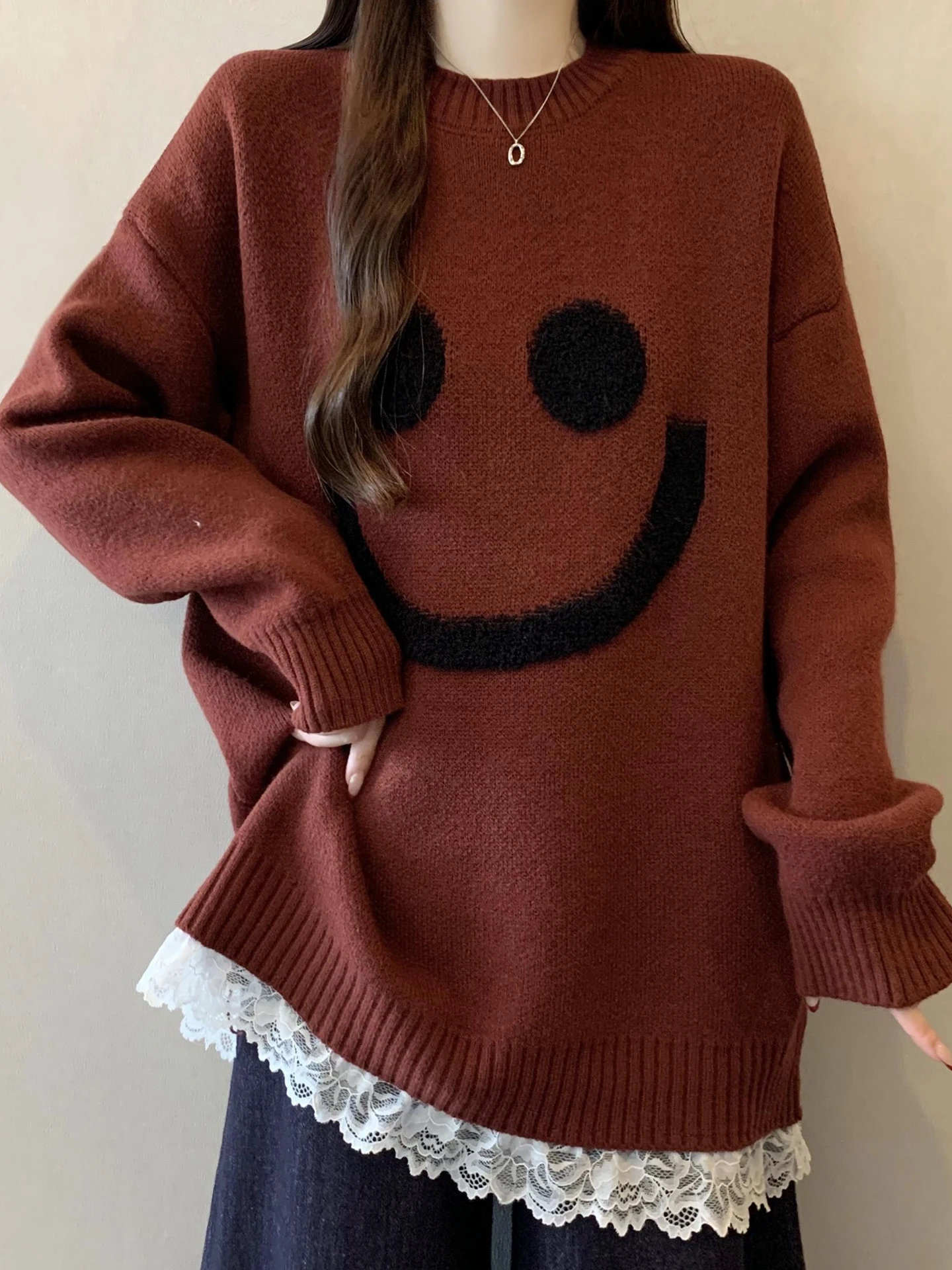 

Красный вязаный свитер оверсайз средней длины с кружевными вставками для женщин, осенне-зимний, больших размеров, свободный, в стиле кэжуал, трикотажный топ