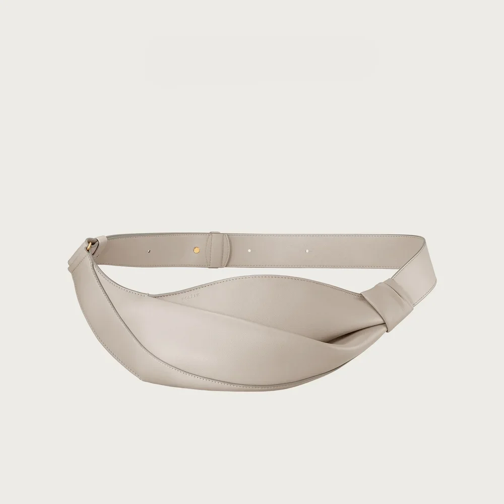 2026 Y2k INS Frans Design Crescent Hot Neyu Nieuwe Kussenvormige Gepersonaliseerde Niche Reizen Gladde Koeienhuid Crossbody Tas