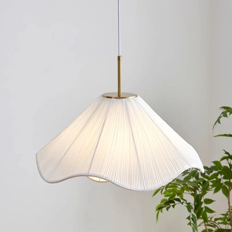 

French Cream Style Fabric Restaurant Pendant Light Art Living Room Pendant Light Warm Bedroom Living Room Dining Table LED Light