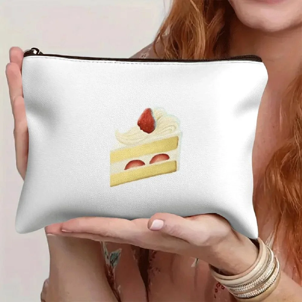1 Piece Strawberry Triangle Cake Design Makeup Bag - Multifunctional Zipper Pouch for Women, Perfect Travel Zipper Storage Bag, Fun Birthday Gift