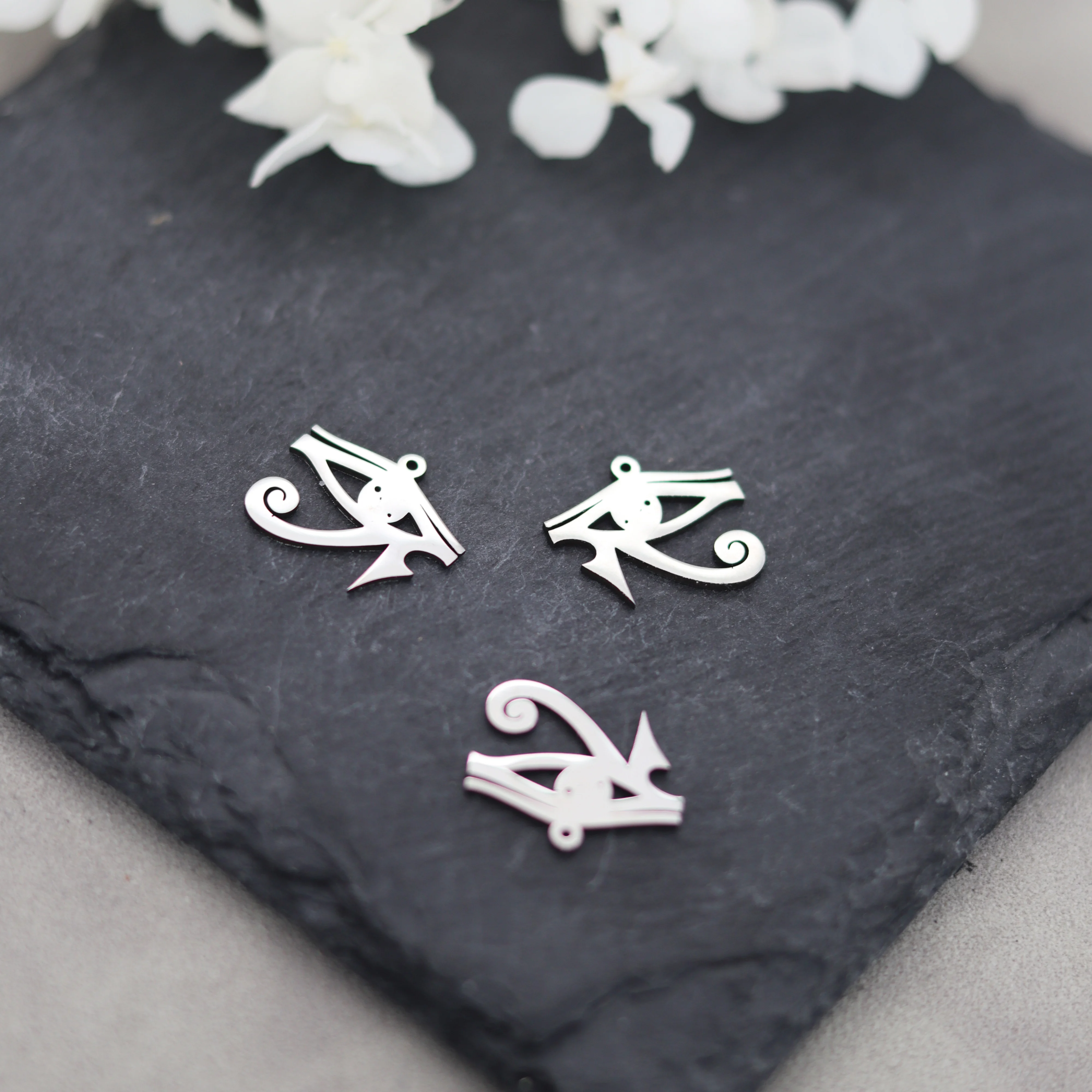3Pcs Mini Flower/Geek Eye/Flame/Sun/Heart/Star/Alien Charms Fit DIY Bracelets Stainless Steel Pendant Jewelry Making Accessories