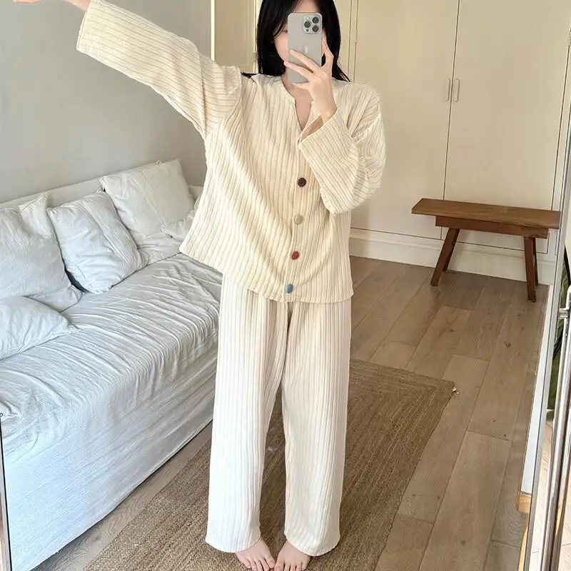 

Пижамы из овечьей шерсти для женщин, которые можно носить на улице, студенческий повседневный комплект из 2 предметов с героями мультфильмов, женская одежда, сексуальные пижамные наряды, костюм