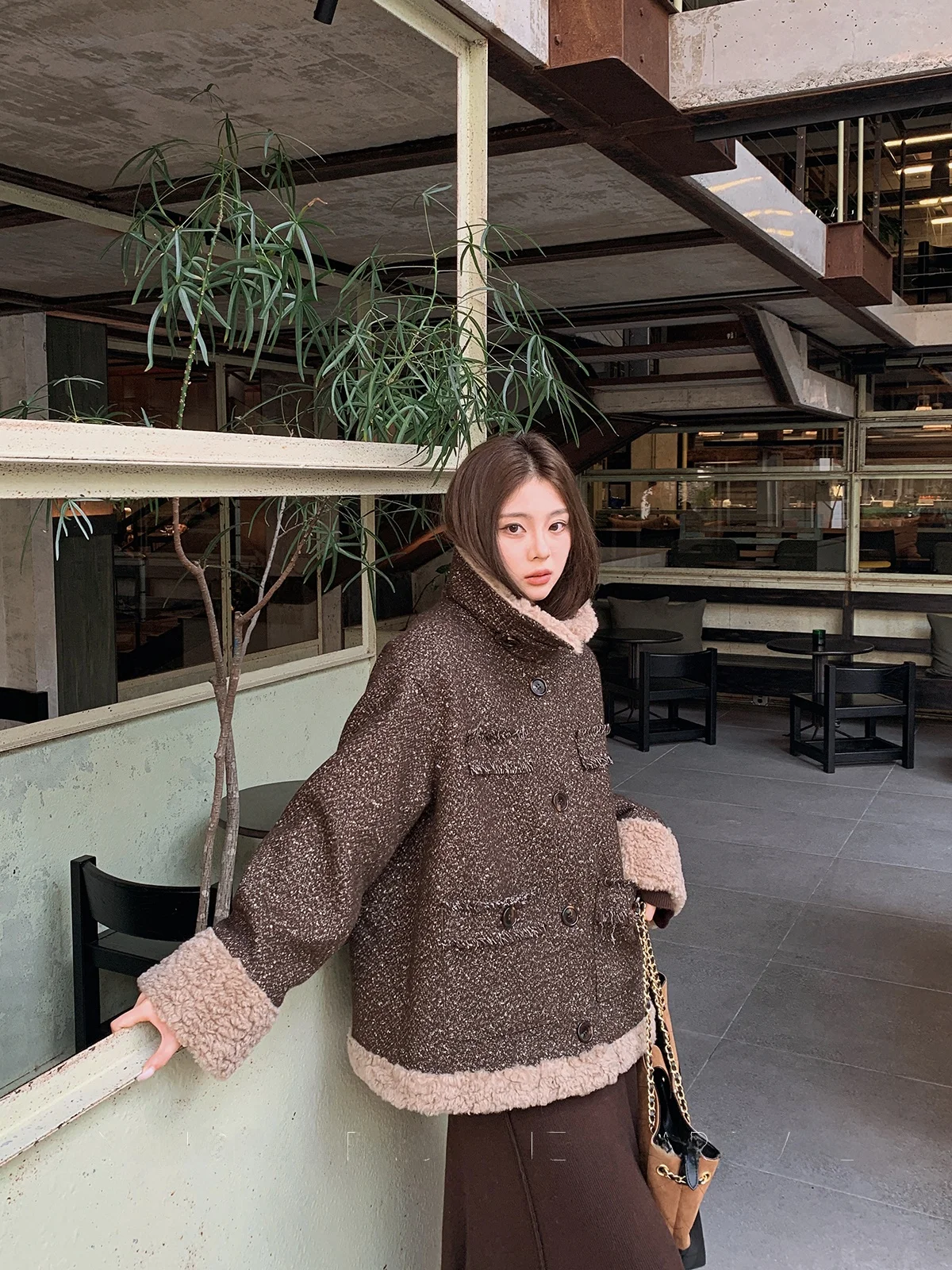 

Fce Lined Thiened ort Jaet Women's Faion Retro Sle Yang Pao Pao Brand Lamb Fur Patchwork Winter Outerwear