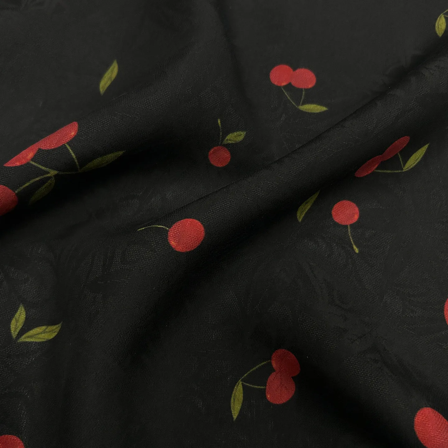Four Warp Twisted Red Cloud Yarn Fabric Silk Silk Cloth High-End Jacquard Fragrant Cloud Yarn Floral Cheongsam Dress