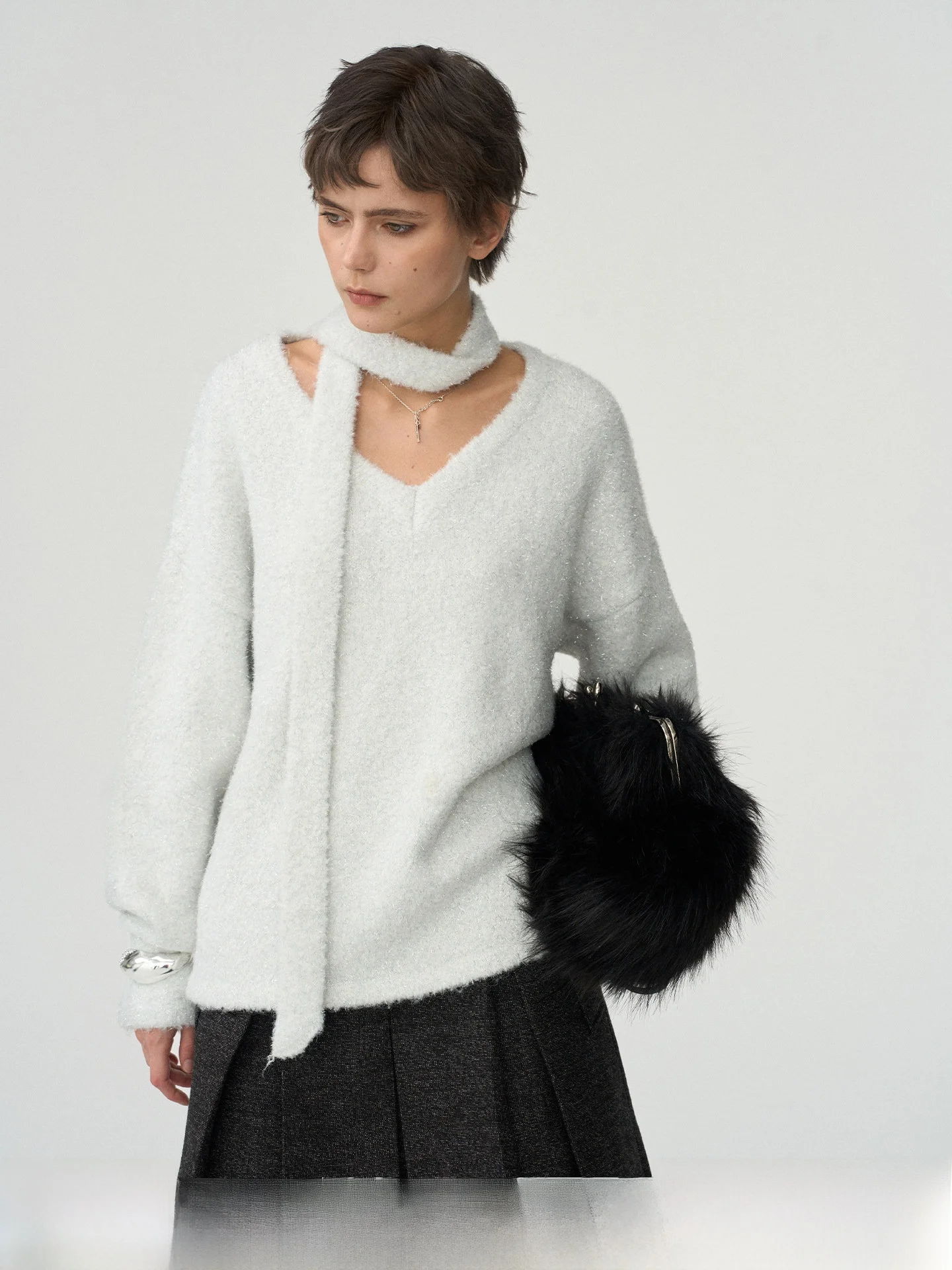 

Теплый шерстяной свитер с V-образным вырезом и встроенным шарфом от Billconch: Модный женский вязаный топ с длинными рукавами для осени и зимы