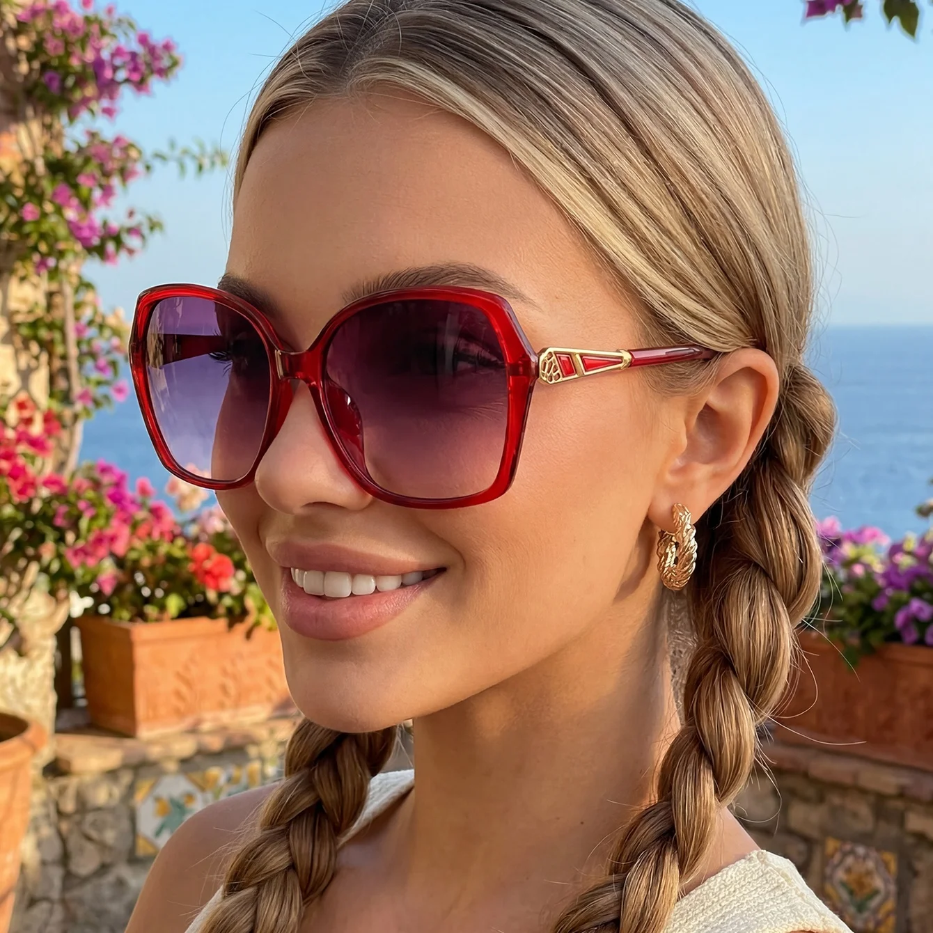 1PC Women’s Sunglasses Unique Large Frame Design Metal Accents, Retro Style High-Quality Finish Perfect for Daily Outings C