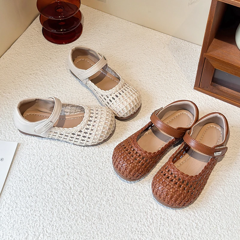 

Toddler Girls Braided Leather Sandals 2026 New Summer Kids Beach Shoes Soft Sole Classic Trendy Princess Garden Wedding Dress Up