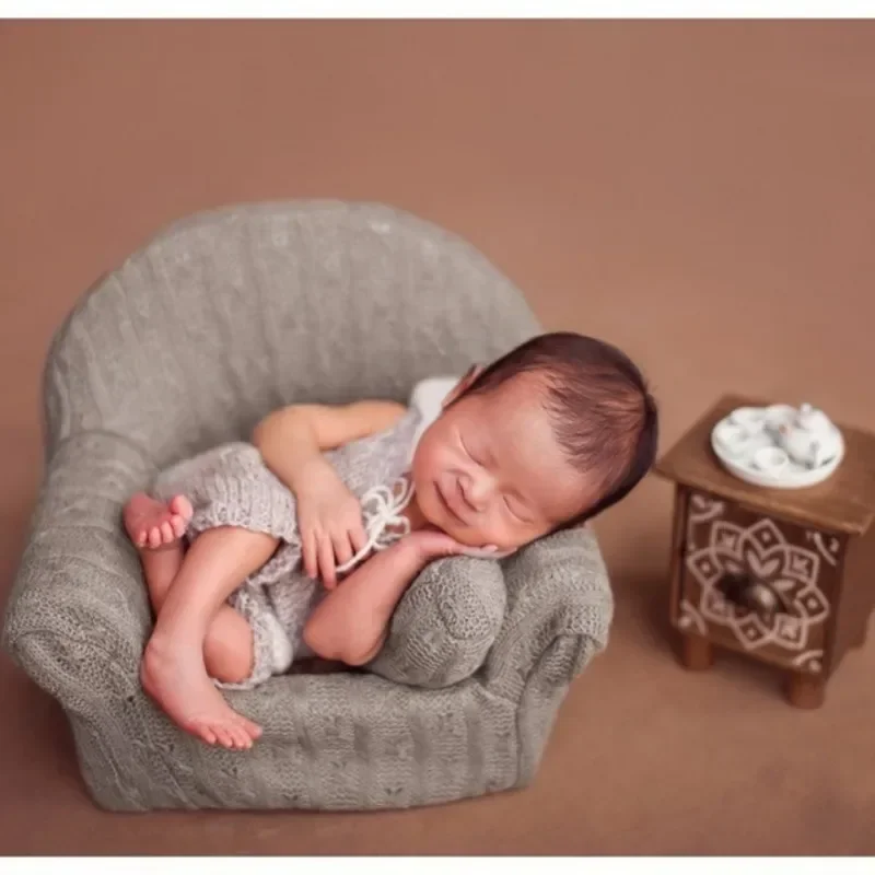 Mini Sofa Chair Knitted Fabric Posing Prop Supporting Cushion Included For Studio Shooting Portrait Scene Auxiliary Decoration