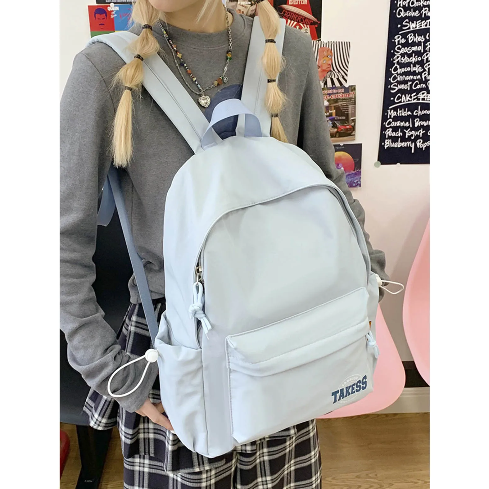 

2025 new backpack with college style, fresh and fresh,Korean version for primary and secondary school students simple casual bag