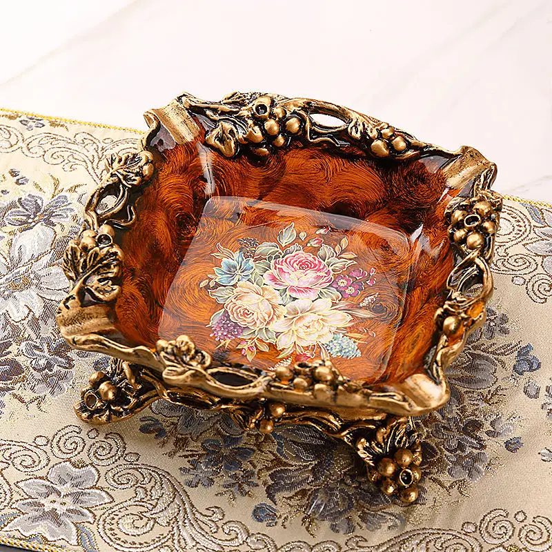 

Creative European retro ashtray, American living room coffee table desktop decoration