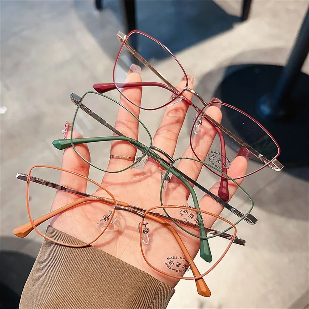 

Trend Big Frame Metal Frame Glasses Ultra-light Vision Care Eyeglasses Myopia Glasses Frame Women Men