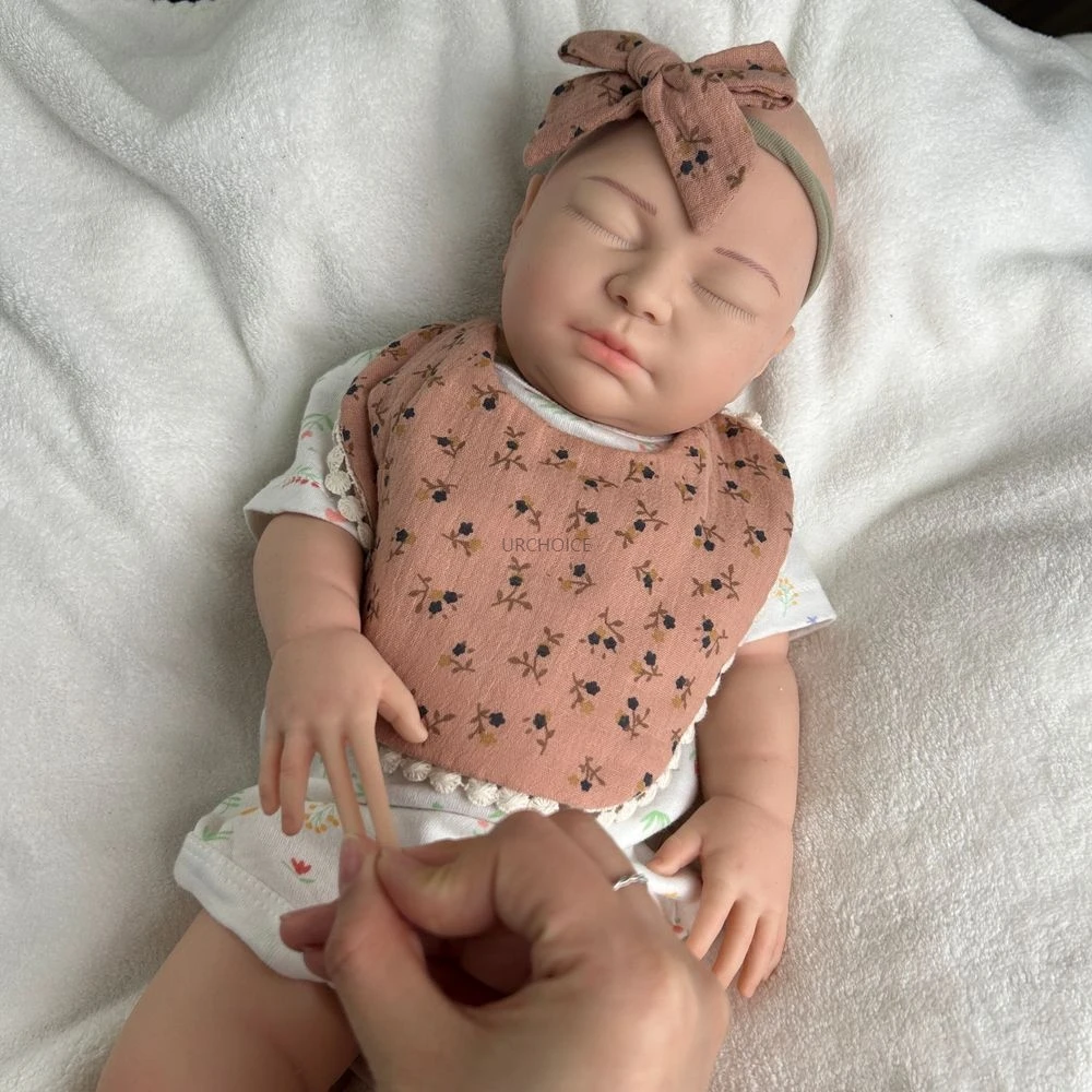 Handmade Soft 22Inch Silicone Reborn Baby Girl Realistic Weighted Waterproof Doll Como lembranças Presente de Natal Collectibles
