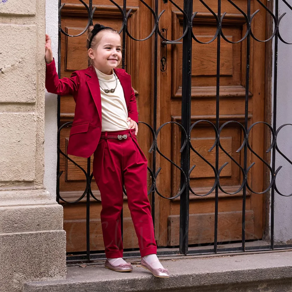 

Стильный красный детский костюм для девочек, изысканный повседневный детский костюм с одной пуговицей и лацканами, модная куртка-кроссовер, брюки