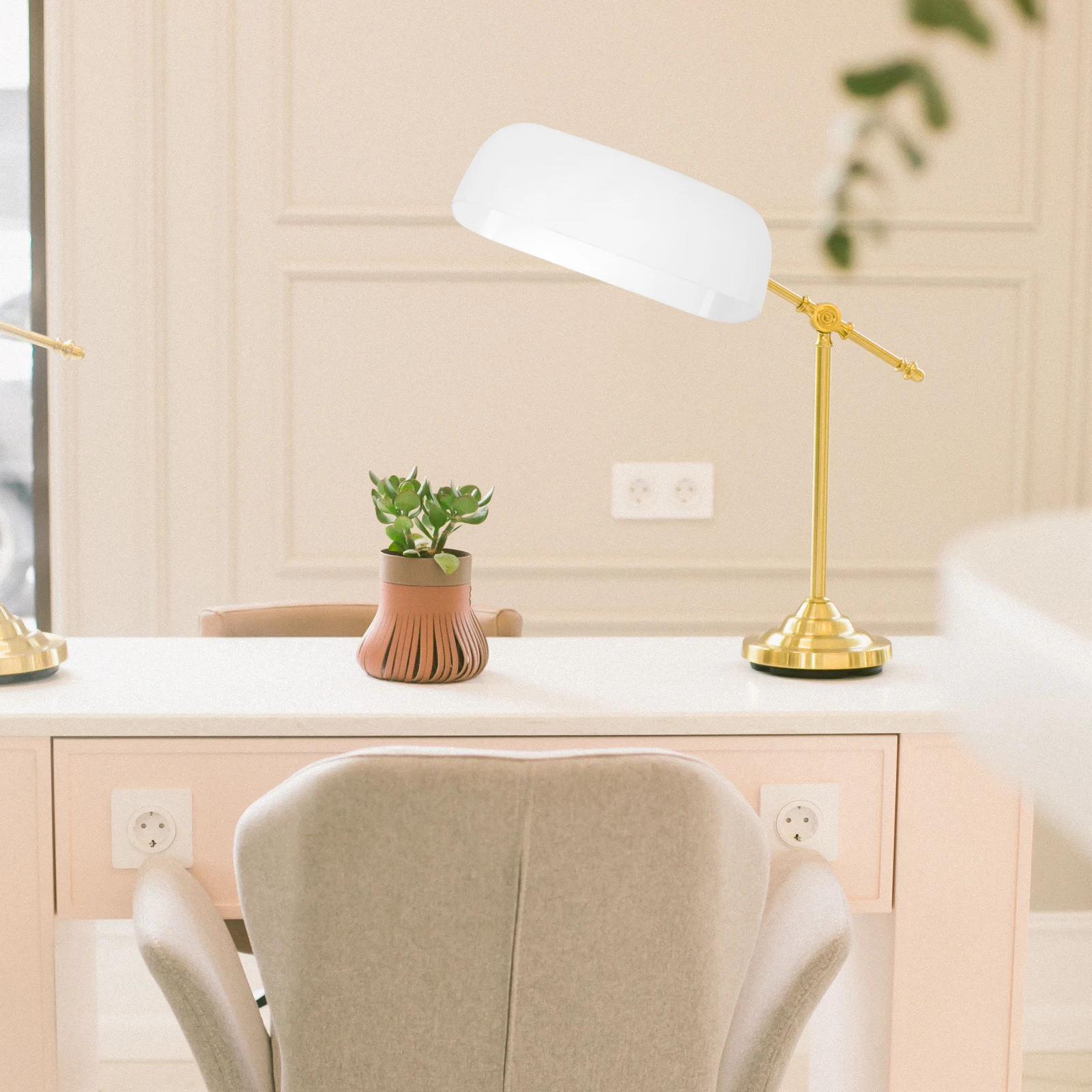 

1Pcs Glass Lampshade Vintage Glass Light Cover Home Bedroom Table Lamp Accessory Decorative Chic Lampshade