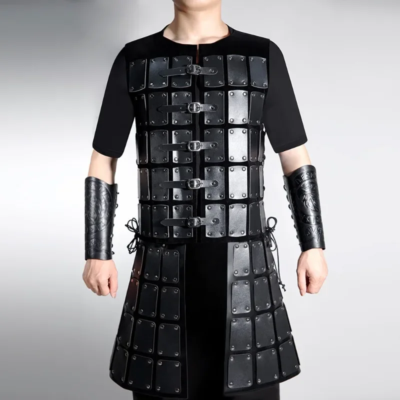 

European medieval retro style spliced skirt armor, motorcycle punk knight armor