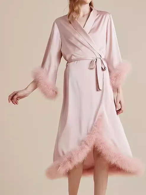 

Unique Lightweight Silk Feather Morning Robe Sleepwear Elegant Drapey Sleeve Edges Luxury Home Clothes for Young Women