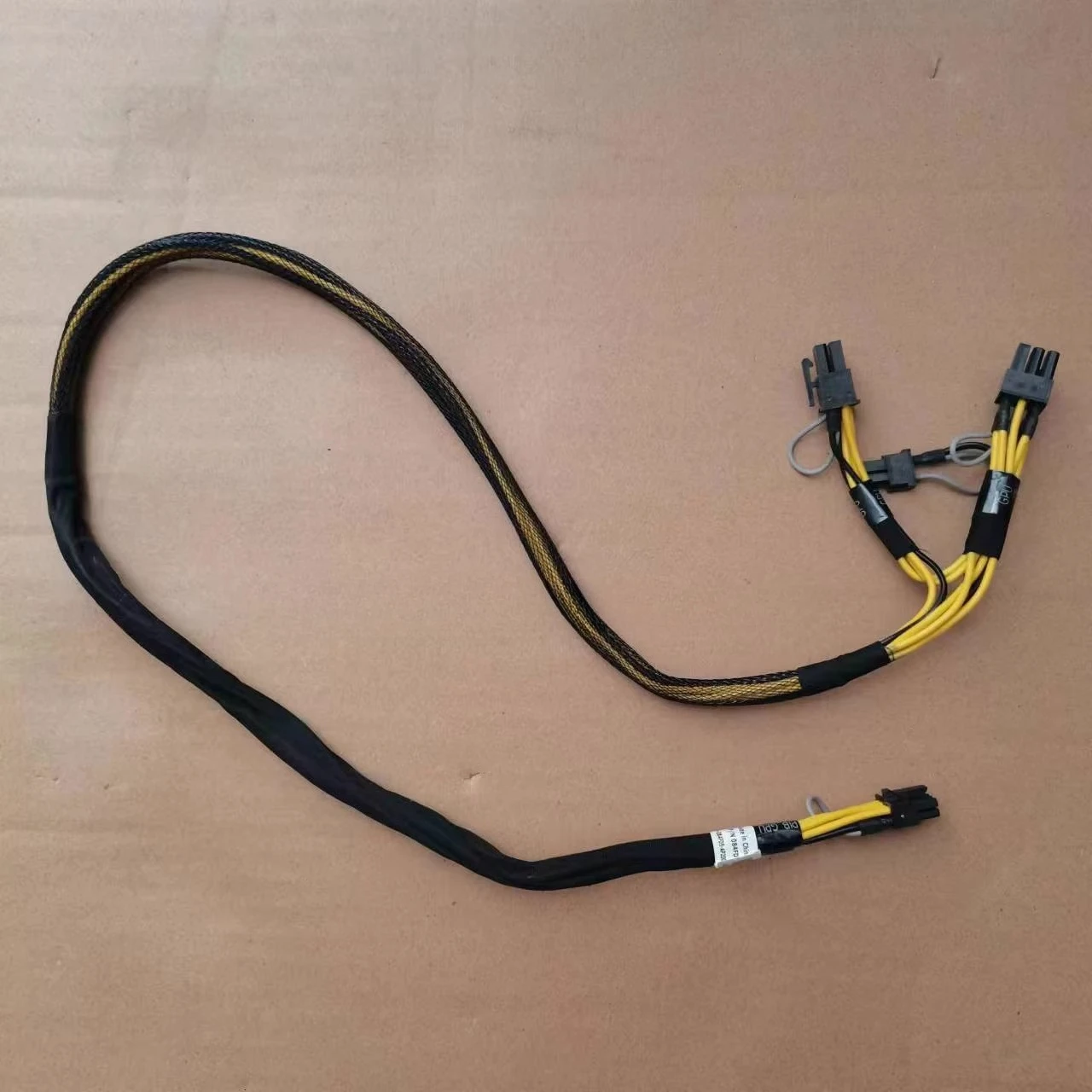 New For Dell PowerEdge XE2420 Server Backplane GPU Power Supply Cable 84FD5
