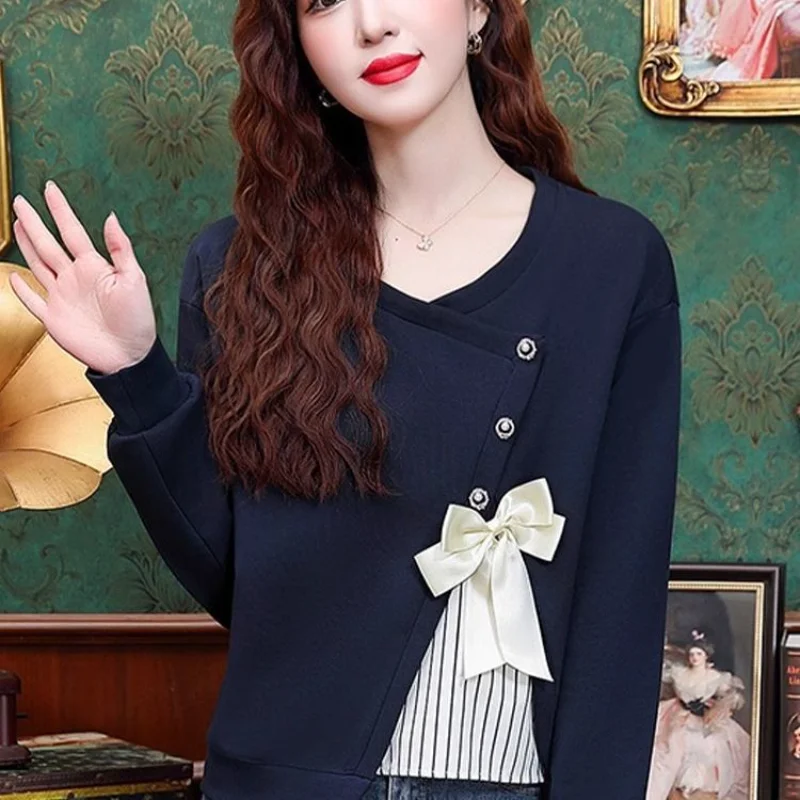

Two-piece Sweatshirt with Bows and Women's Long-sleeved T-shirt with Small Unique and Super Beautiful Top