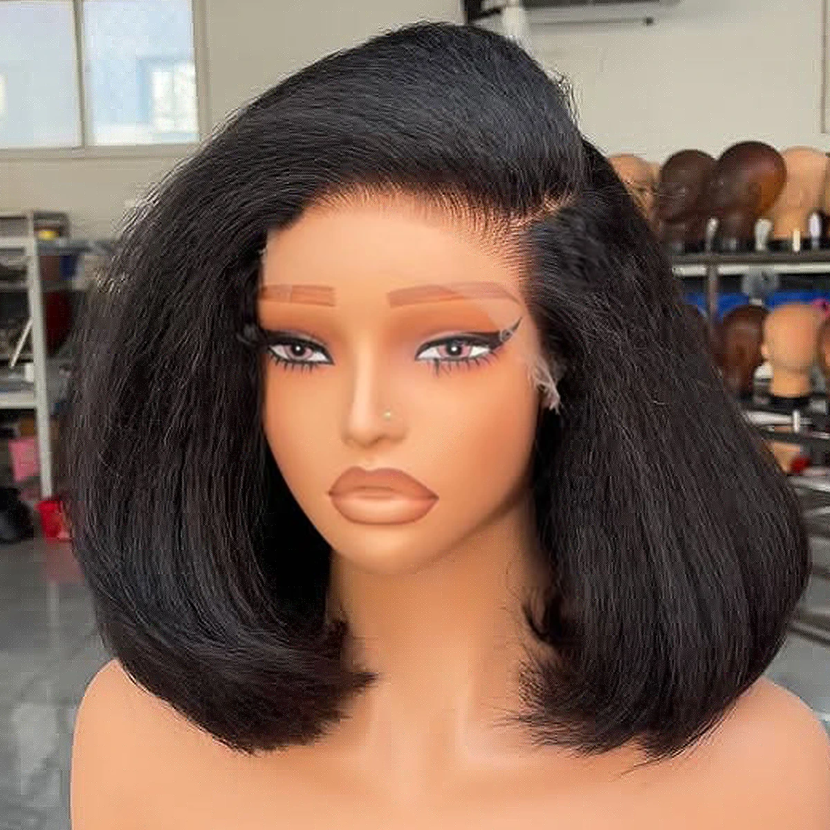 parrucca-bob-corta-liscia-afro-13x4-hd-lace-front-densita-400-capelli-remy-4x4-trasparente-senza-colla-hd-lace-10-18-pollici-ondulata