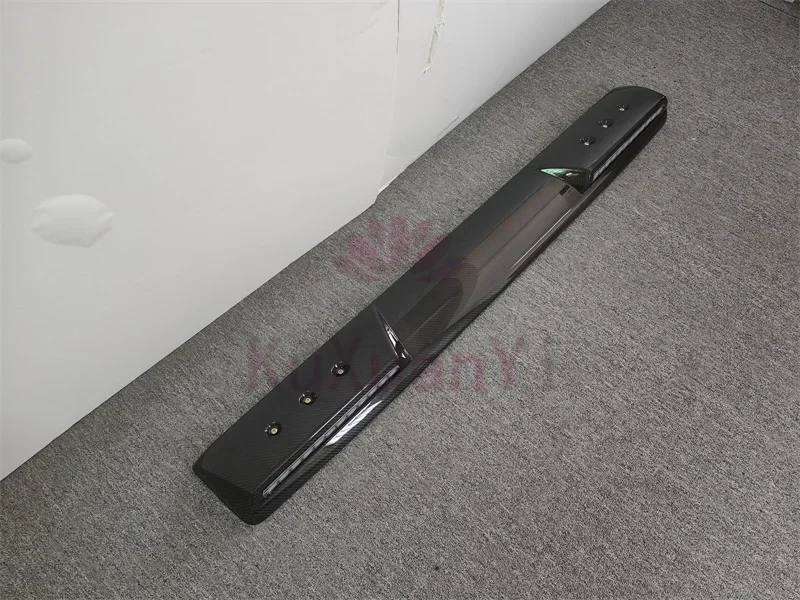 Used for Mercedes Benz G-Class W464 G900 dry carbon fiber rocket style roof spoiler carbon fiber fender body kit