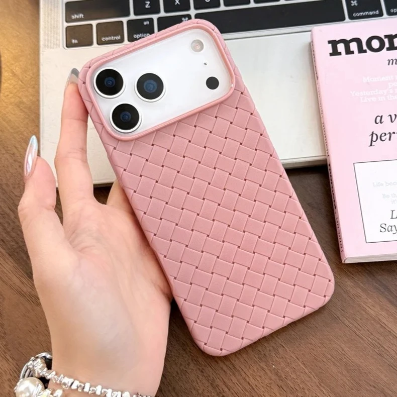 

Luxury Weave Pattern Phone Case For iPhone 16 15 Plus 14 13 12 17 Pro Max Air Braided Textured Breathable Shockproof Back Cover