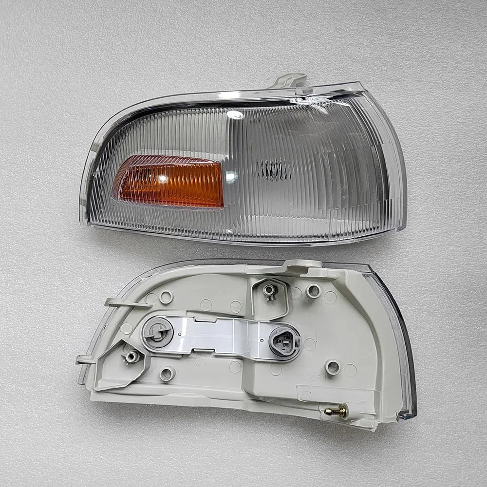 A Pair Car Front Corner Lamp Turn Signal For Toyota Sprinter Carib AE100 Corolla AE92 1992 to 1995 view 2