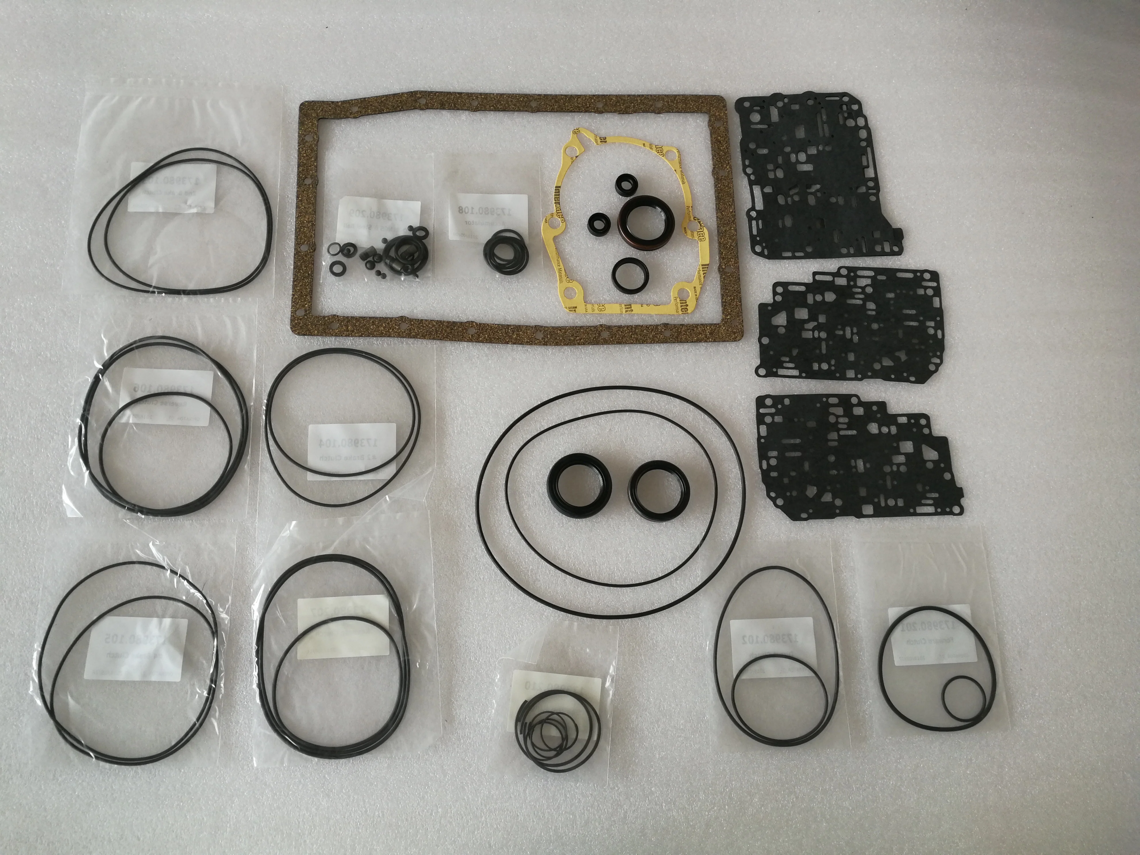

TransProfessor A760E A761E Transmission Repair Overhaul Kit for TOYOTA LEXUS IS300, Gaskets Oil Seals OHK