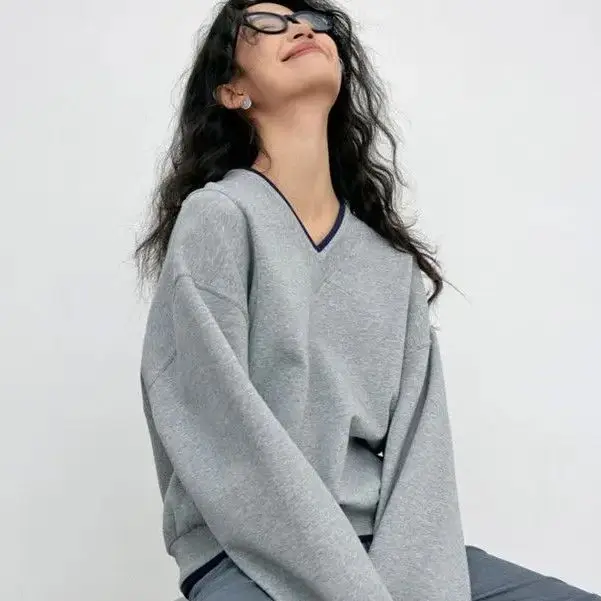 Sudaderas de punto para mujer, sudaderas de gran tamaño, informal, de manga larga, con cuello en V, jersey elegante y versátil