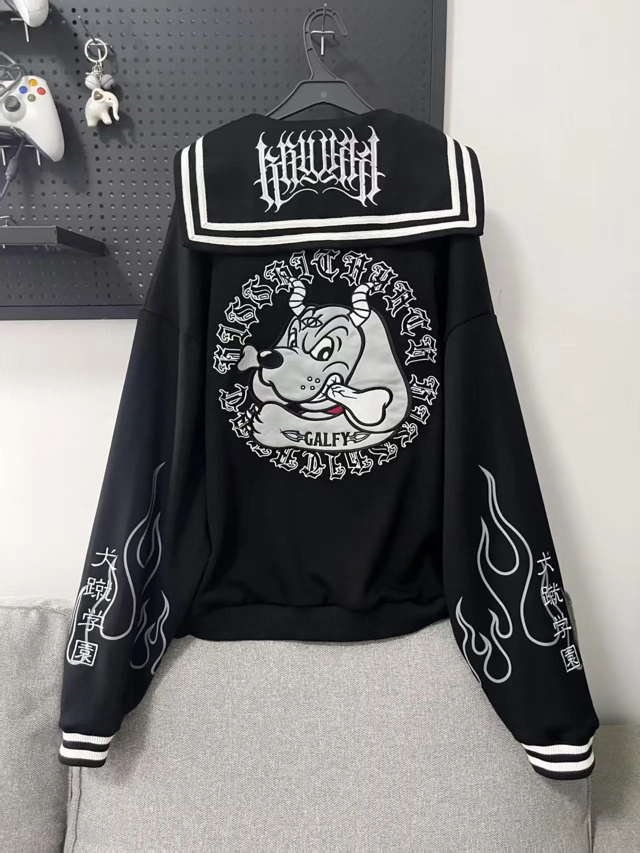 Autumn and Winter Girls' Harajuku Sweet and Cool Dog Kicking Sailor Uniform Black and White Navy Collar Flame Print Loose Coat