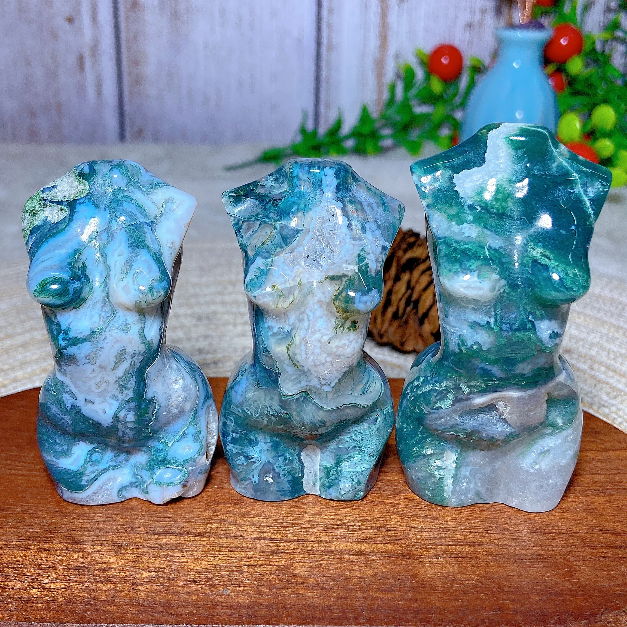 

Healing High Quality Natural Crystals Moss Agate Carving Women Body Druzy Geode Gemstone Home Decorations Mineral Energy Gift