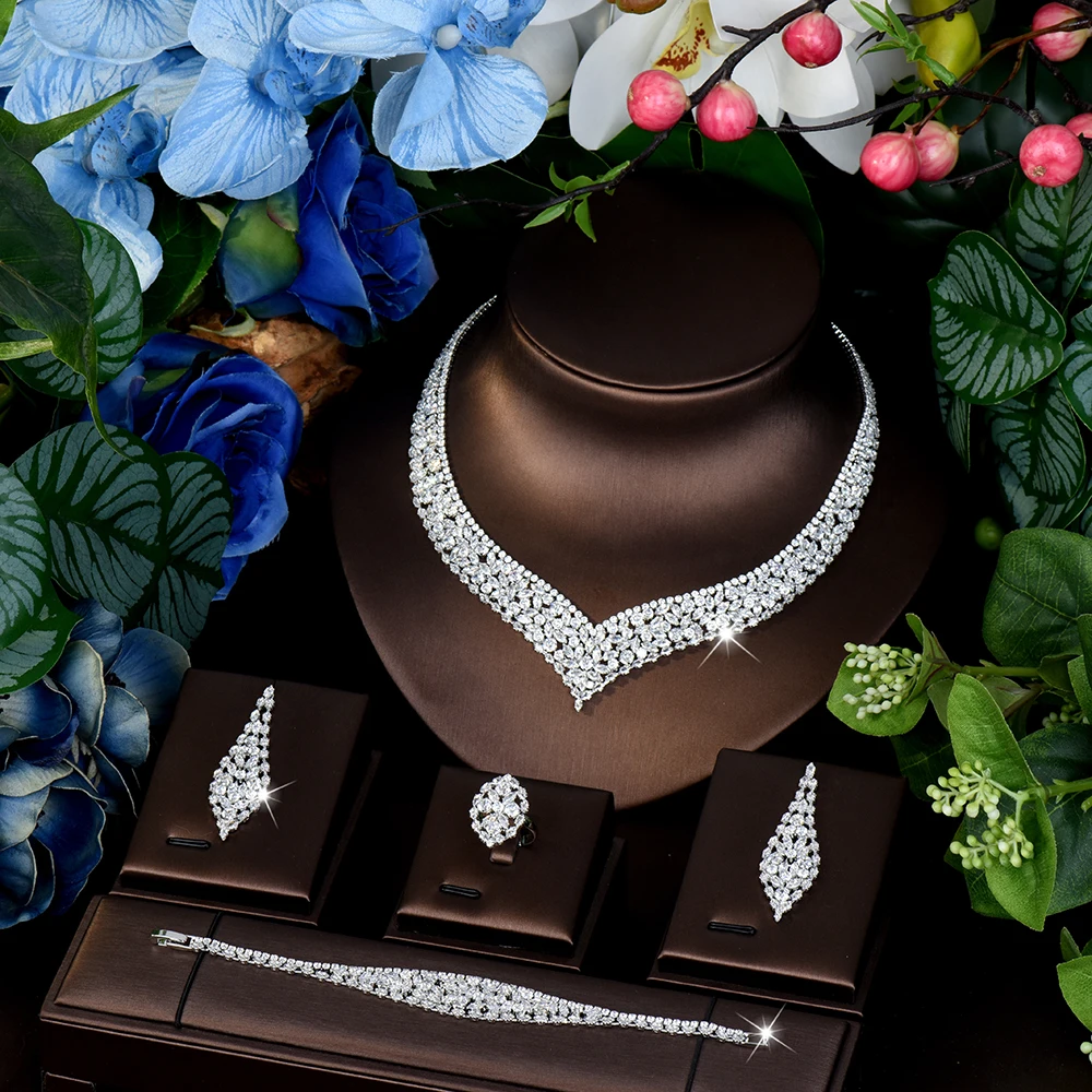 

HIBRIDE 2025 New Light Luxury Stereoscopic 4 Piece Necklace Earrings Bracelet Zircon Jewelry Holiday Dubai Wedding Gift S-827