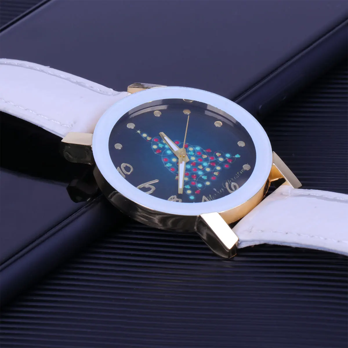 Fashion Women Christmas Quartz Watch PU Band Simple Durable Long Adjustable White Fashion Women Watch